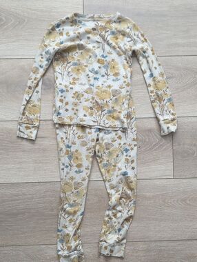 Little Planet Organic Cotton Kids Floral Long Sleeve Pajama Set - Cream & Yellow